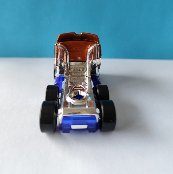 2014 Hot Wheels Hauling Rig Road Rally Copper Brown Semi Tractor Truck Die Cast - Picture 4 of 6